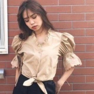 スライ(SLY)のsly cottonスカラップレースTOPS(シャツ/ブラウス(半袖/袖なし))