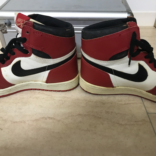 NIKE(ナイキ)の本物 1985年製NIKE AIR JORDAN1 オリジナル 白赤黒 メンズの靴/シューズ(スニーカー)の商品写真