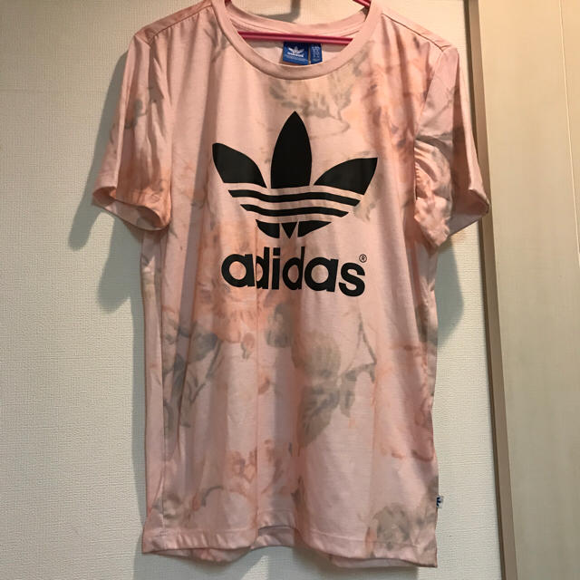 adidas(アディダス)のアディダス 未着用  adidas  デザイン Tシャツ レア メンズのトップス(Tシャツ/カットソー(半袖/袖なし))の商品写真