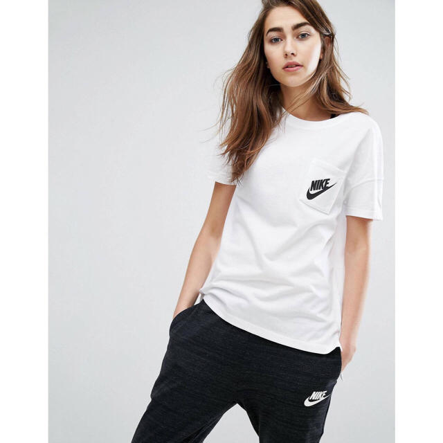 Nike 新品 ナイキ 胸ポケット ロゴ 半袖 Tシャツの通販 By 中島浩介 S Shop ナイキならラクマ