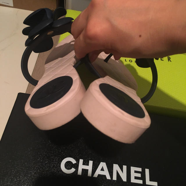 CHANEL(シャネル)のcoco専用/23日までお取り置き☻ レディースの靴/シューズ(ビーチサンダル)の商品写真