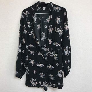 エイチアンドエム(H&M)の花柄オールインワン(オールインワン)