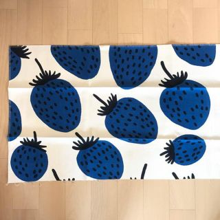 マリメッコ(marimekko)の廃盤 marimekko マリメッコ マンシッカブルー(生地/糸)