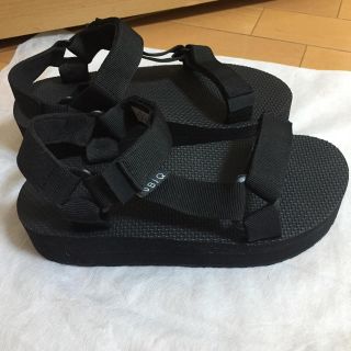ユービック サンダル(レディース)の通販 6点 | UBIQのレディースを買う