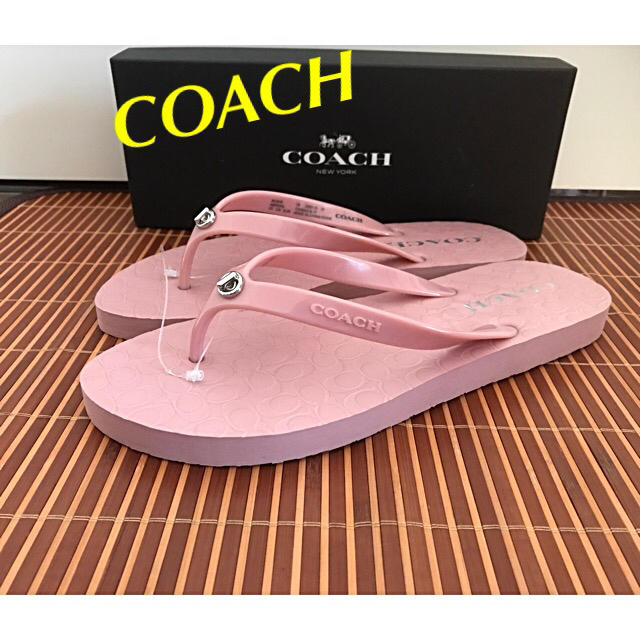 COACH(コーチ)の未使用 COACH ビーチサンダル ピンク レディースの靴/シューズ(サンダル)の商品写真