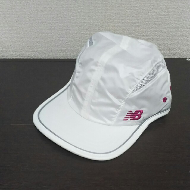 New Balance(ニューバランス)の☆新品☆ニューバランス ランニングキャップ レディースの帽子(キャップ)の商品写真