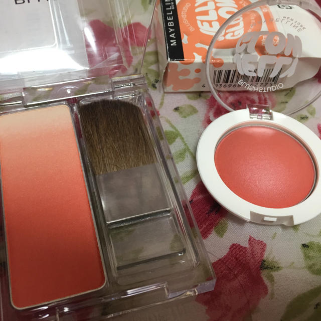 MAYBELLINE(メイベリン)のオレンジチークセット コスメ/美容のベースメイク/化粧品(チーク)の商品写真