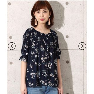 ロペピクニック(Rope' Picnic)の2way 花柄シャーリングブラウス(シャツ/ブラウス(半袖/袖なし))