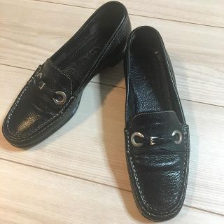 プラダ(PRADA)のPRADA ローファー(ローファー/革靴)