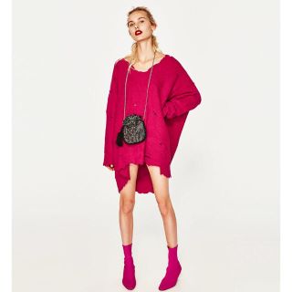 ザラ(ZARA)の完売品 ザラ パイナップル ショルダー ポーチ タッセル チェーン サンダル(ショルダーバッグ)