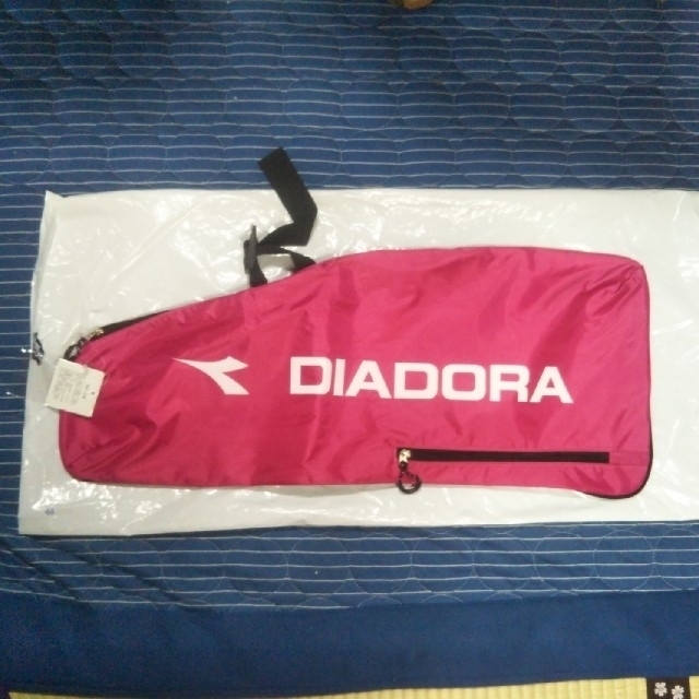 DIADORA(ディアドラ)の値下げ☆DIADORA（ディアドラ）ラケットバッグ スポーツ/アウトドアのテニス(バッグ)の商品写真