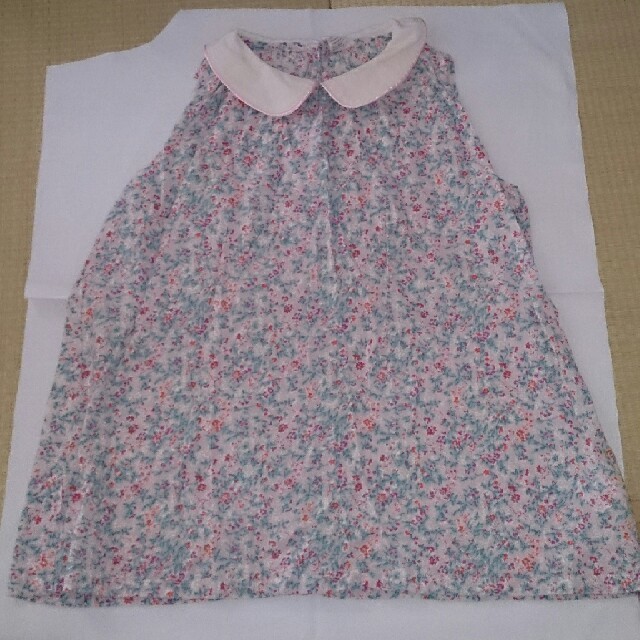 Right-on(ライトオン)の花柄 ワンピース 120センチ キッズ/ベビー/マタニティのキッズ服女の子用(90cm~)(ワンピース)の商品写真