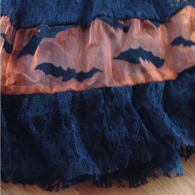 tutuHA(チュチュア)のお値下げしました‼️新品 チュチュア コウモリ柄スカート レディースのスカート(ミニスカート)の商品写真