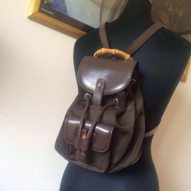 Gucci(グッチ)の正規♡GUCCIリュック カーキ色 レディースのバッグ(リュック/バックパック)の商品写真