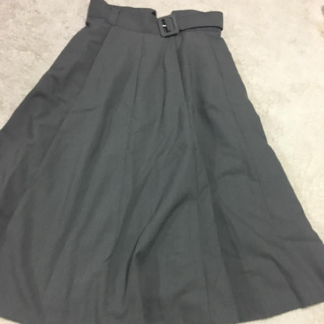 EMODA(エモダ)のエモダ ミモレ丈スカート レディースのスカート(ひざ丈スカート)の商品写真