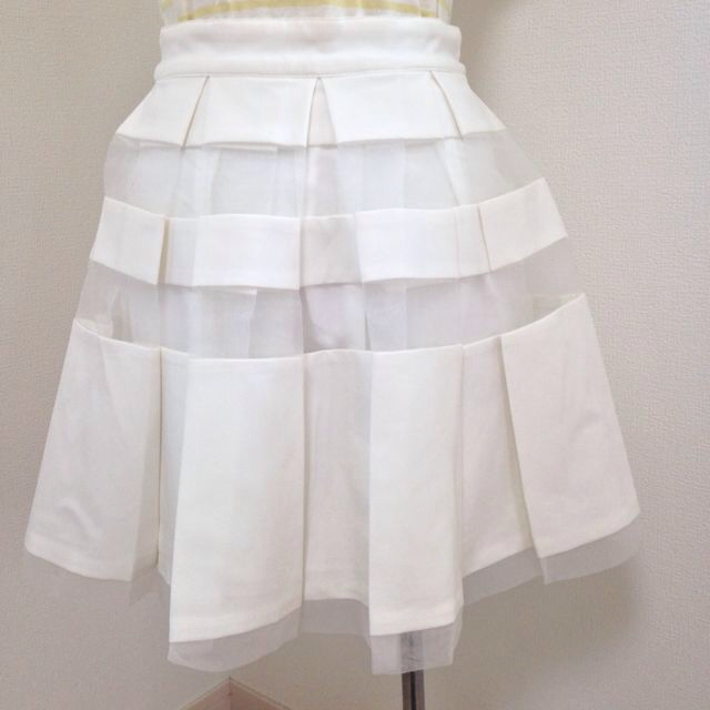 titty&co(ティティアンドコー)のお取り置き☆フレアータックスカート☆新品 レディースのスカート(ミニスカート)の商品写真