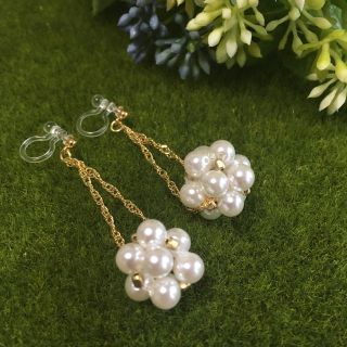 パールボール ピアス＆イヤリング(ピアス)