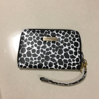 Max Mara(ポーチ)のフリマアイテム一覧 Max Mara(ポーチ)のフリマアイテム一覧