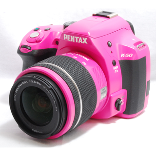 ペンタックス(PENTAX)の♥️かわいいピンク♥️ ペンタックス K-50 ピンクレンズキット(デジタル一眼)