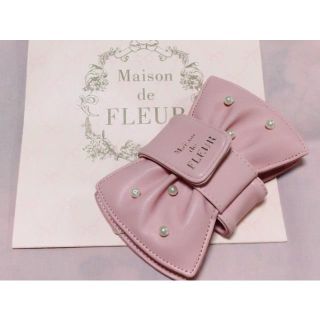 メゾンドフルール(Maison de FLEUR)の完売品❤️メゾンドフルール iPhoneケース パールリボン(iPhoneケース)