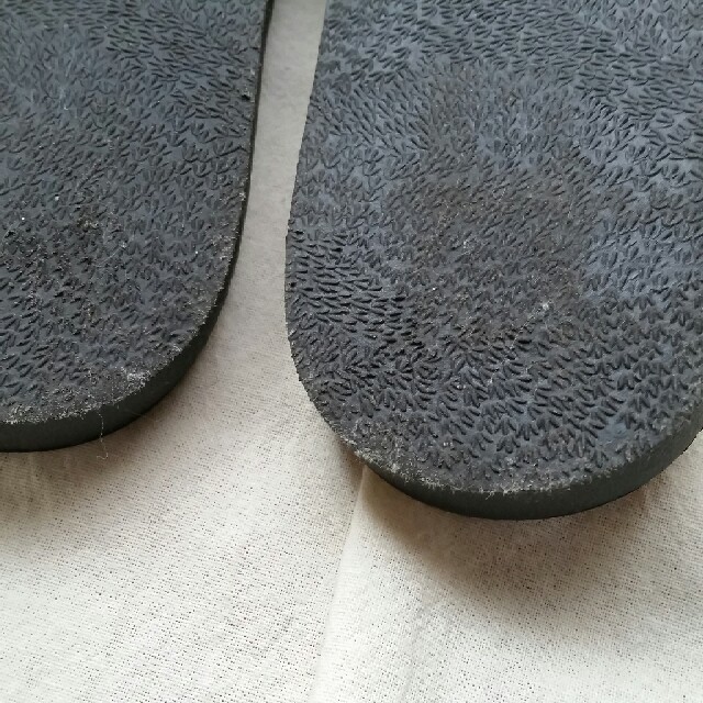 フリルサンダル（黒）　ぺたんこサンダル レディースの靴/シューズ(サンダル)の商品写真