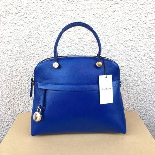 フルラ(Furla)の完売レアカラーMサイズ新品ブルー未使用フルラ正規品パイパー大人気バッグ2way(ハンドバッグ)