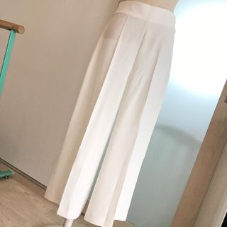 ザラ(ZARA)のザラ♡ センタープレス パンツ♡未使用！(バギーパンツ)