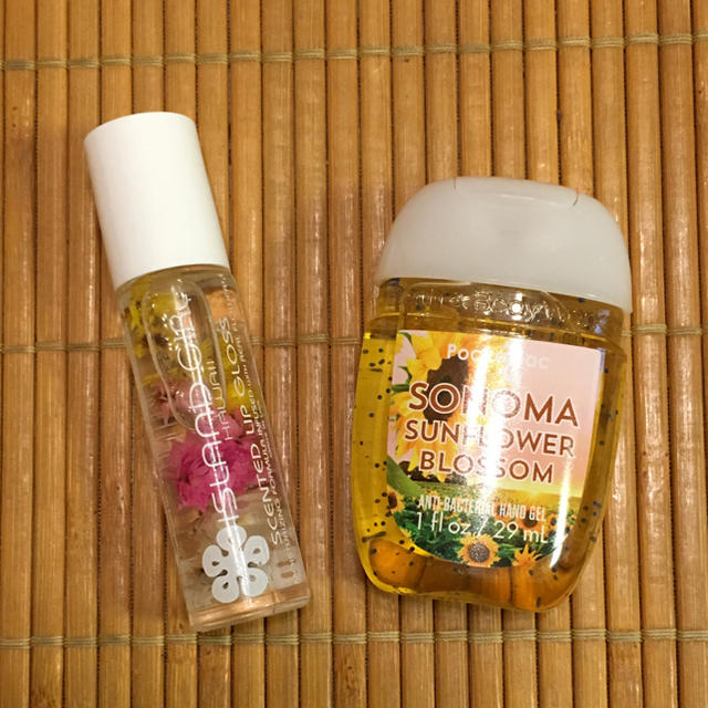 Bath & Body Works(バスアンドボディーワークス)のISLAND GIRLのグロスとBath&BodyWorksのソープ コスメ/美容のボディケア(その他)の商品写真