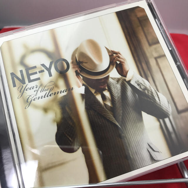 NE-YO  Year of the gentleman エンタメ/ホビーのCD(R&B/ソウル)の商品写真