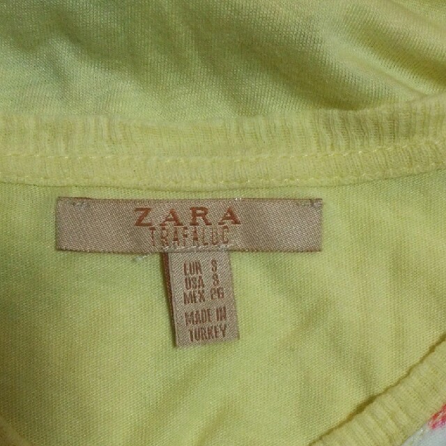 ZARA(ザラ)の♡ZARA♡ボタニカル柄カットソーUngrid H&M moussy SLY レディースのトップス(カットソー(半袖/袖なし))の商品写真