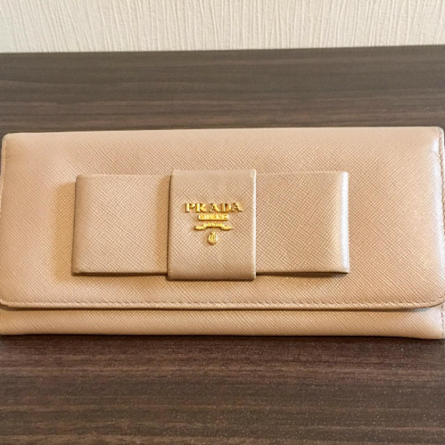 PRADA(プラダ)の【美品】プラダ サフィアーノ 長財布  レディースのファッション小物(財布)の商品写真