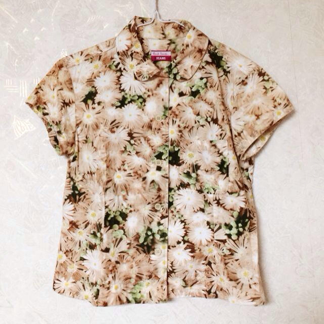 Paul Smith(ポールスミス)の花柄シャツ♡ レディースのトップス(シャツ/ブラウス(半袖/袖なし))の商品写真