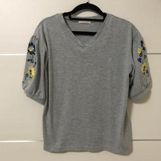バルーン袖 刺繍Tシャツ(Tシャツ(半袖/袖なし))