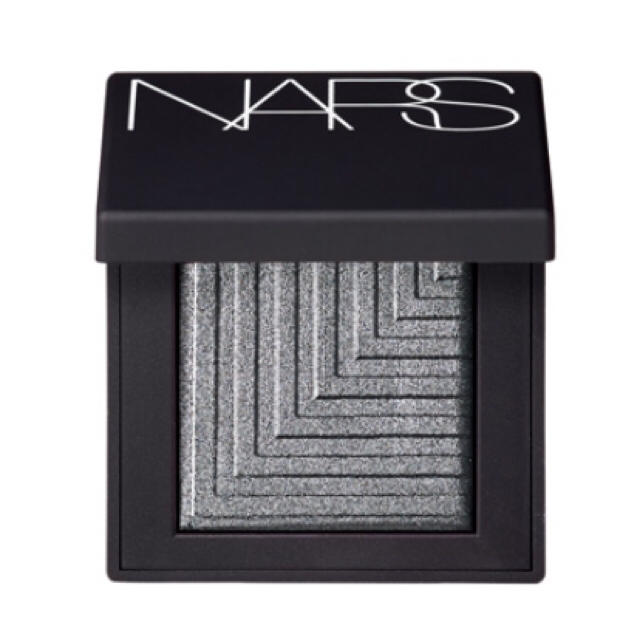 NARS(ナーズ)の新品 限定 1949 メタリックシルバー NARS コスメ/美容のベースメイク/化粧品(アイシャドウ)の商品写真