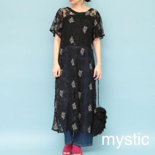 ミスティック(mystic)の今季新作❁﻿ミスティック 刺繍レースガウンワンピース(カーディガン)