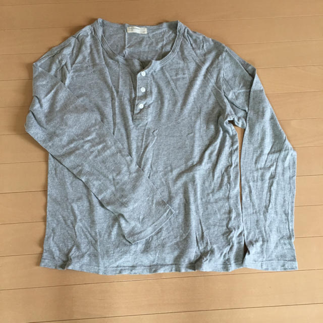 Right-on(ライトオン)のロンT グレー  メンズのトップス(Tシャツ/カットソー(七分/長袖))の商品写真
