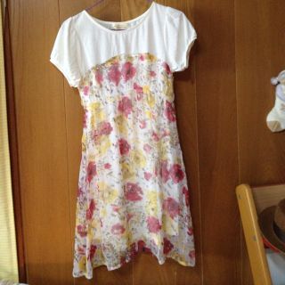 ダブルクローゼット(w closet)の花柄ワンピ！(ひざ丈ワンピース)