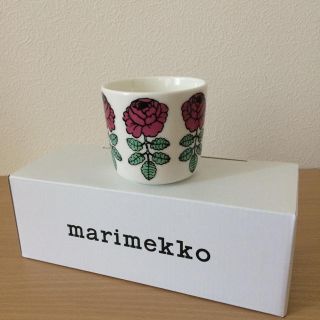 マリメッコ(marimekko)の【限定】ヴィヒキルース ラテマグ レッド 人気!!(グラス/カップ)