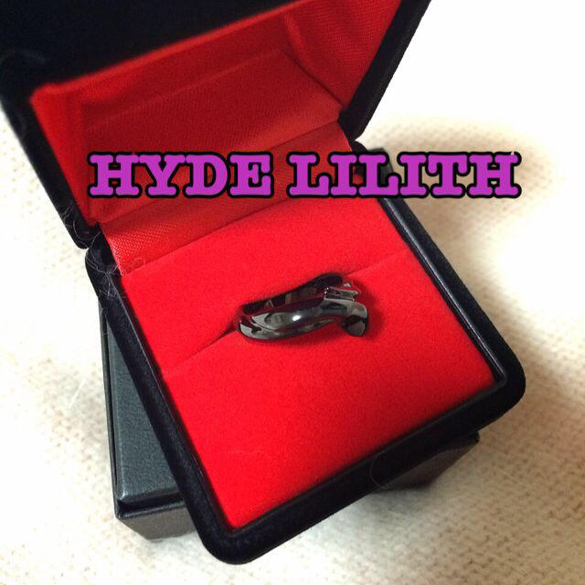 HYDE LILITH ブラック 7号 レディースのアクセサリー(リング(指輪))の商品写真