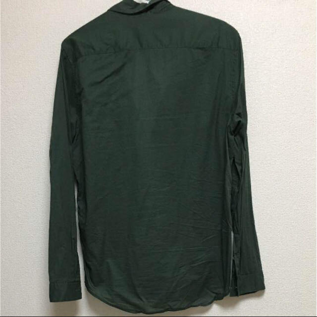 H&M(エイチアンドエム)の送料込 カーキーシャツ  メンズのトップス(シャツ)の商品写真
