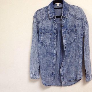 フォーエバートゥエンティーワン(FOREVER 21)の♡FOREVER２１♡デニムシャツ(シャツ/ブラウス(長袖/七分))