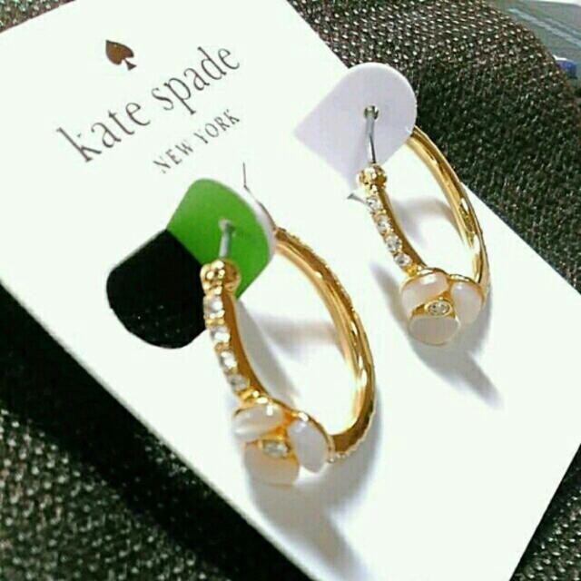 kate spade new york(ケイトスペードニューヨーク)のkate spade  ディスコパンジーピアス レディースのアクセサリー(ピアス)の商品写真