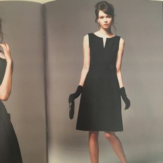 フォクシー(FOXEY)のご専用☆FOXEY☆Dress Noir Bouquet☆アイスグレー 38(ひざ丈ワンピース)