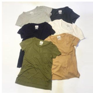 トゥデイフル(TODAYFUL)のTODAYFUL♦︎UネックTシャツ新品(Tシャツ(半袖/袖なし))