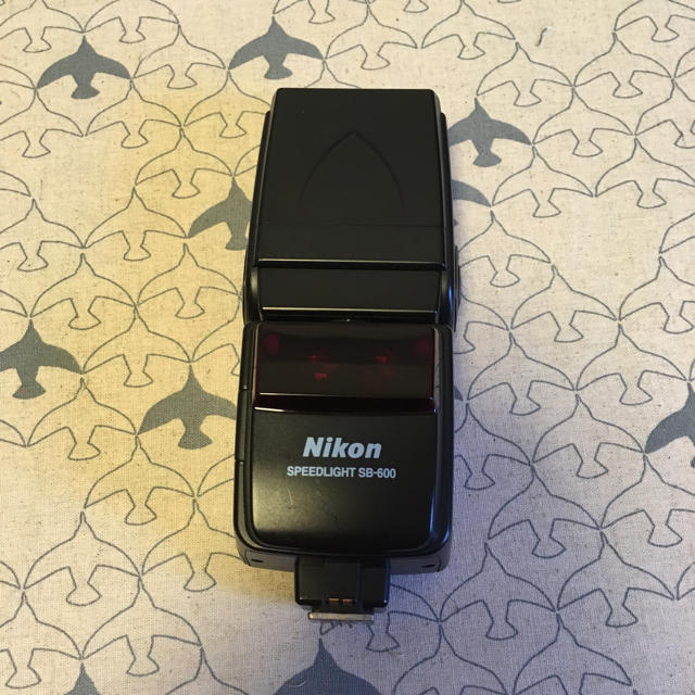 Nikon(ニコン)の★本日中限り★nikon sb600 スマホ/家電/カメラのカメラ(ストロボ/照明)の商品写真