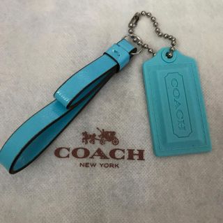 コーチ(COACH)のまる様 専用❣️♡美品♡ COACH チャーム ♡ ブルー色(キーホルダー)