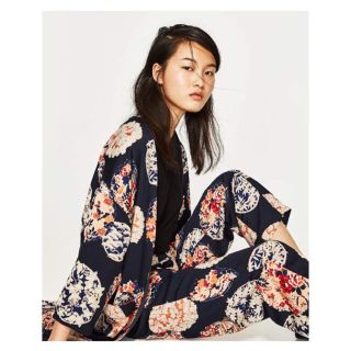 ザラ(ZARA)のレア 完売品 ザラ キモノ クロップド パンツ 花柄 ワンピ スカート サンダル(クロップドパンツ)