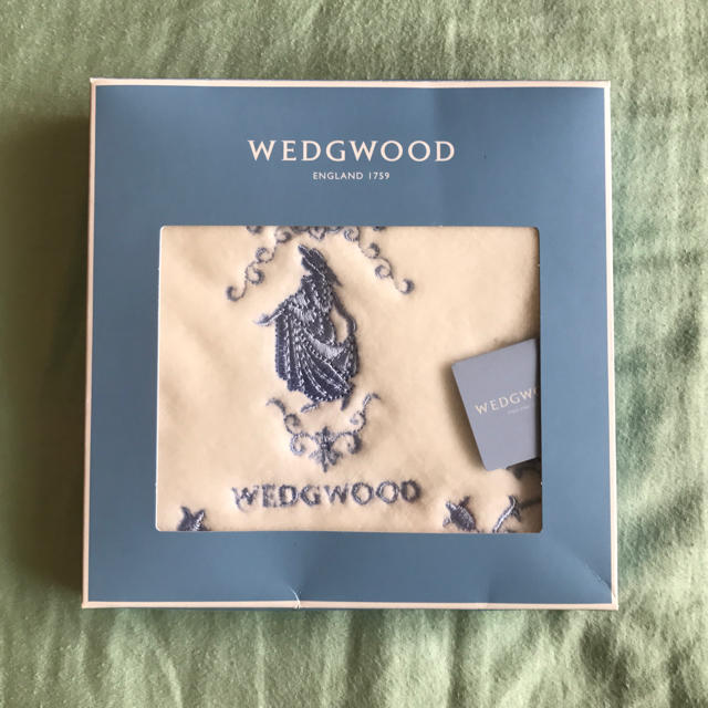 WEDGWOOD(ウェッジウッド)のレモン様専用☆WEDG WOOD 新品タオルハンカチ レディースのファッション小物(ハンカチ)の商品写真