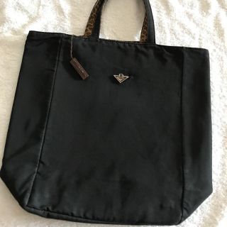 ボッテガヴェネタ(Bottega Veneta)のお値下♡Used♡ VOTTEGA VENETA♡リバーシブルバック & ポーチ(トートバッグ)