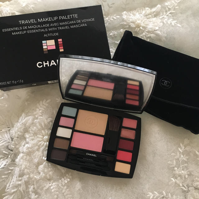 CHANEL(シャネル)のCHANEL 限定 パレット コスメ/美容のキット/セット(コフレ/メイクアップセット)の商品写真